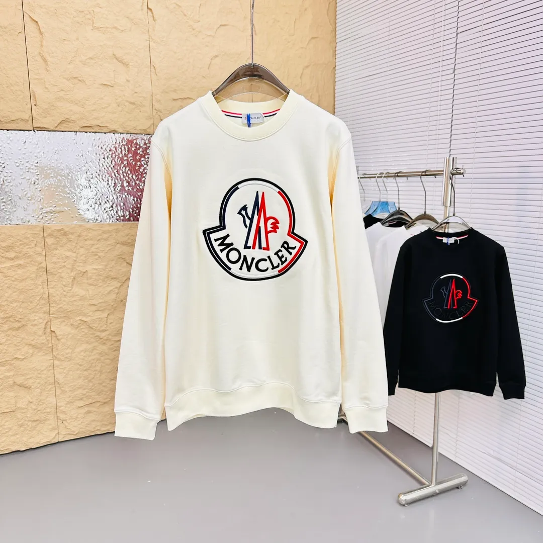 ： 🤳𝐌𝐎𝐍𝐂𝐋𝐄𝐑 ：☑️ 440 👕 ：☑️ 1*1 。🔜 。 ：☑️ 3D ，🇧🇫 1：1 。 ， ， ！🇲🇩 ！ Size：☑️S 〰️M 〰️L 〰️XL 〰️XXL
